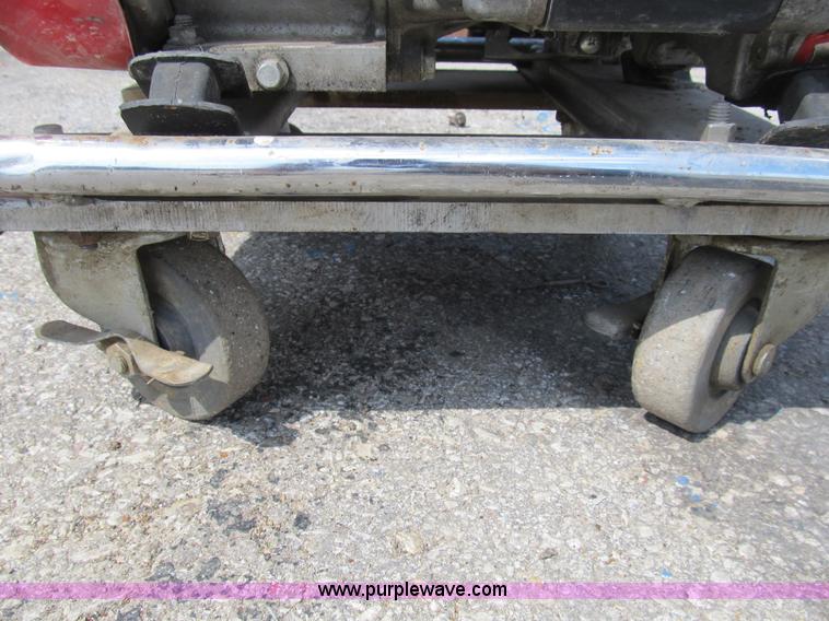 image for item K9317 Honda EM2200X portable generator