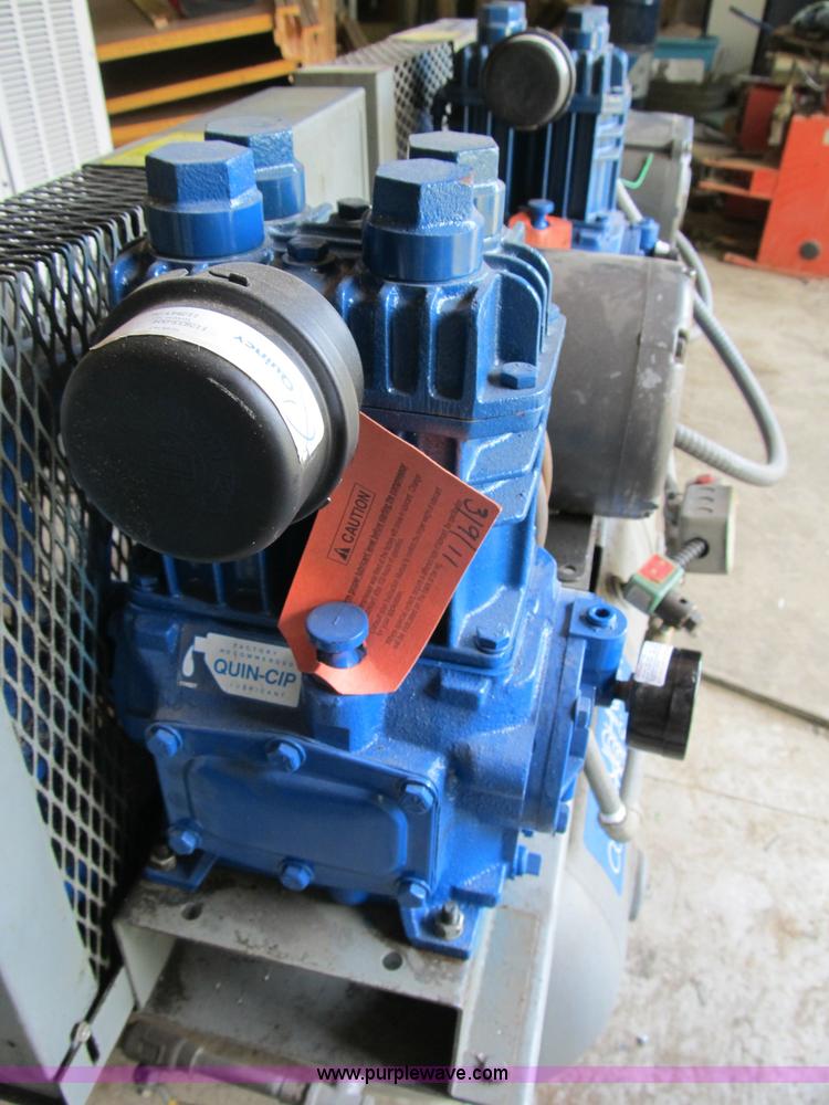 image for item K9319 2011 Johnson Controls air compressor unit