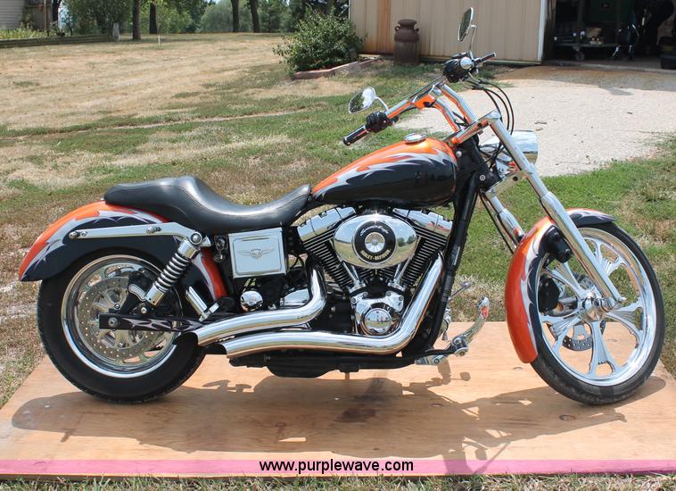 image for item L9925 2002 Harley Davidson FXDL Dyna Low Rider motorcycle