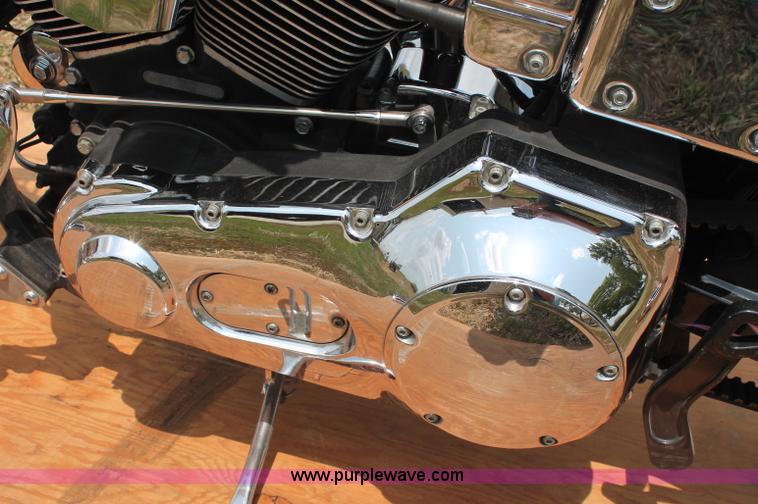 image for item L9925 2002 Harley Davidson FXDL Dyna Low Rider motorcycle