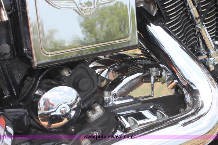 image for item L9925 2002 Harley Davidson FXDL Dyna Low Rider motorcycle