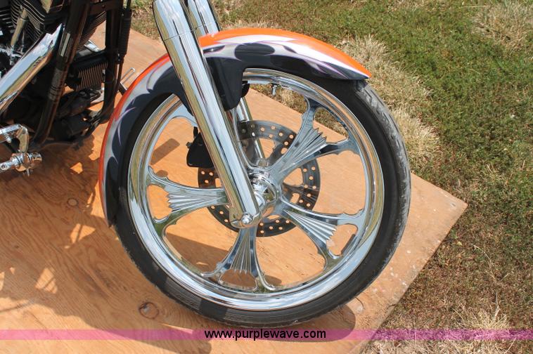 image for item L9925 2002 Harley Davidson FXDL Dyna Low Rider motorcycle