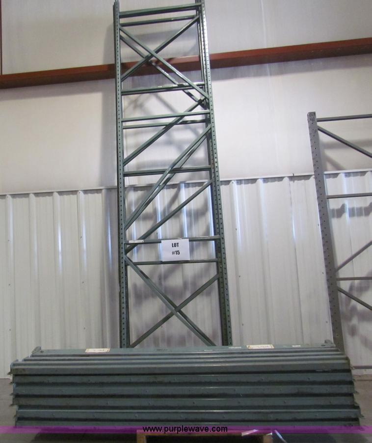 image for item N9065 Pallet racking