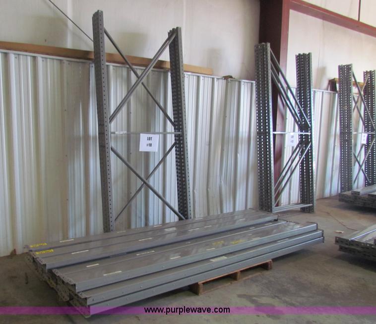 image for item N9067 Pallet racking