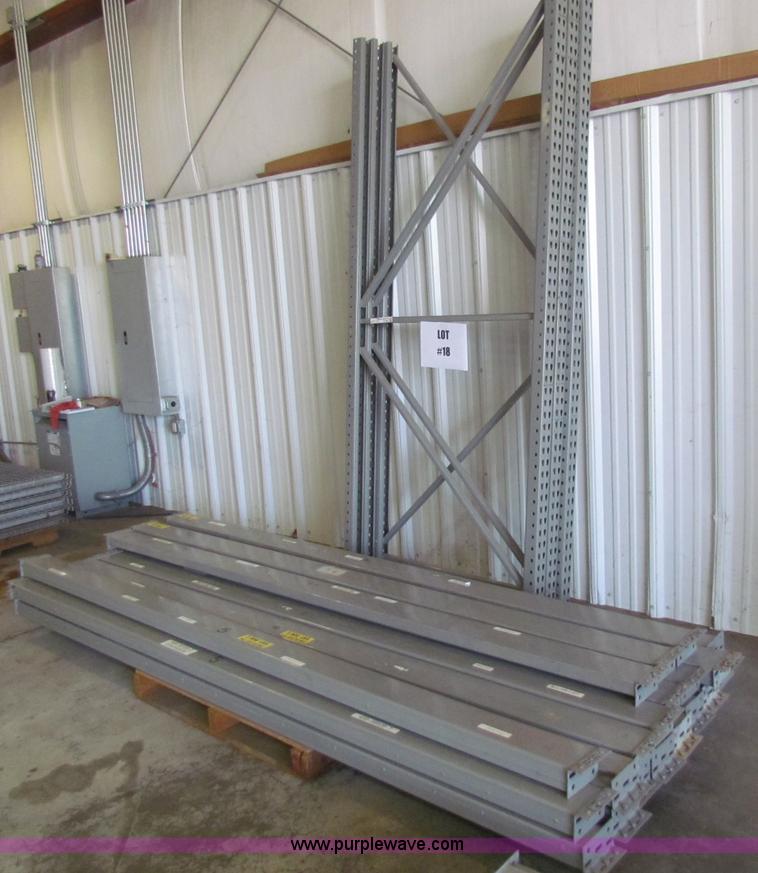 image for item N9067 Pallet racking