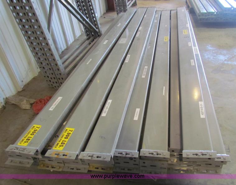 image for item N9067 Pallet racking