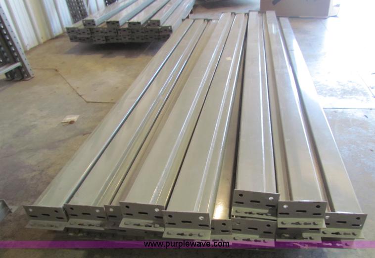 image for item N9068 Pallet racking