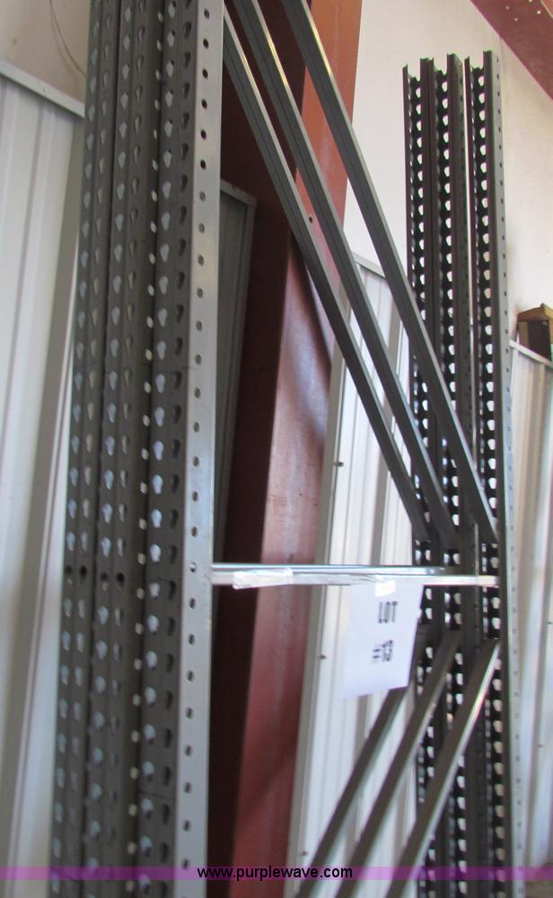 image for item N9068 Pallet racking