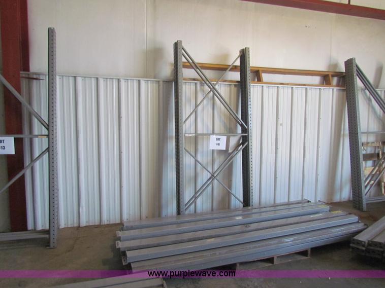 image for item N9069 Pallet racking