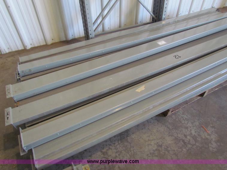 image for item N9069 Pallet racking