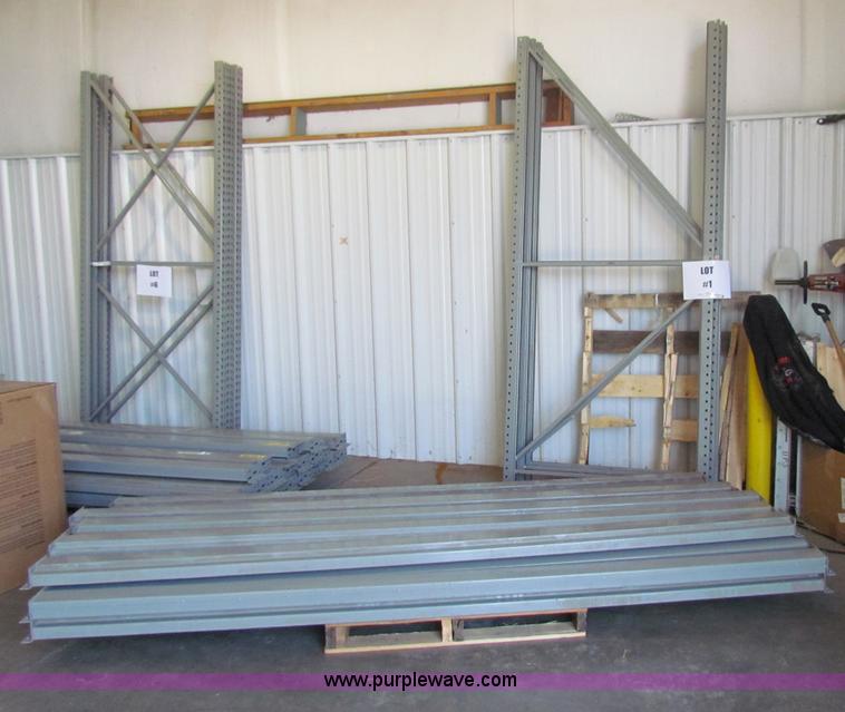 image for item N9070 Pallet racking