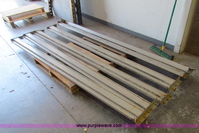 image for item N9071 Pallet racking