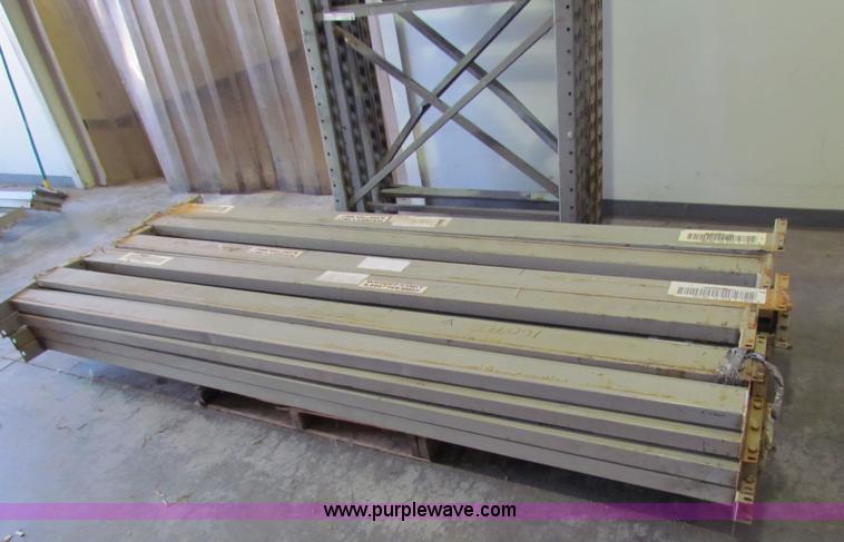image for item N9072 Pallet racking