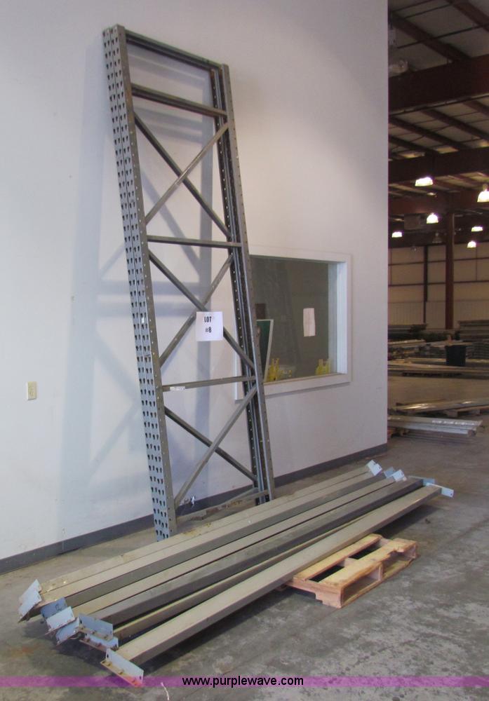 image for item N9073 Pallet racking