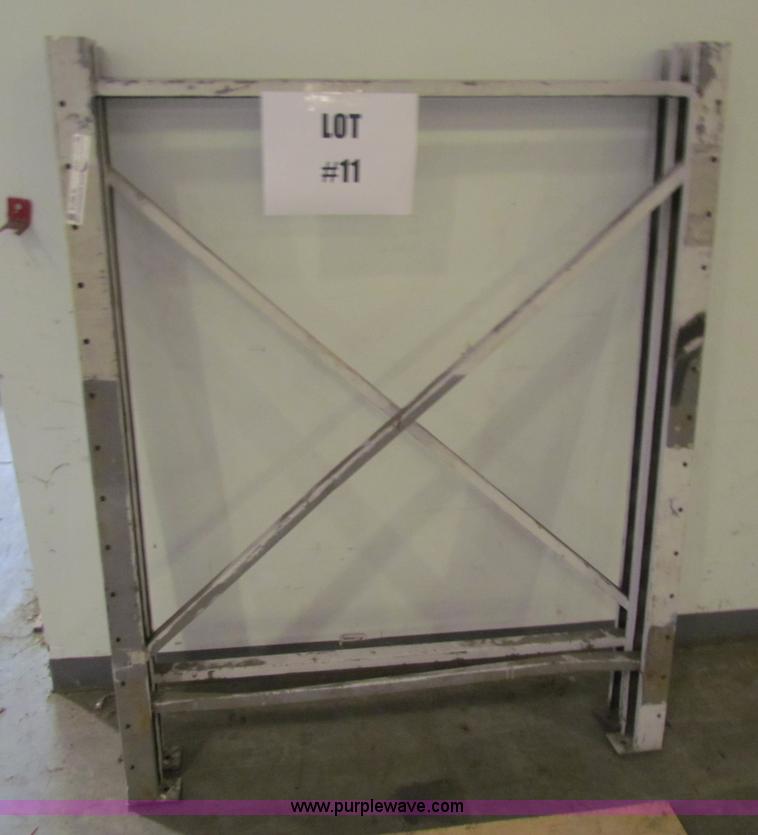 image for item N9074 Pallet racking