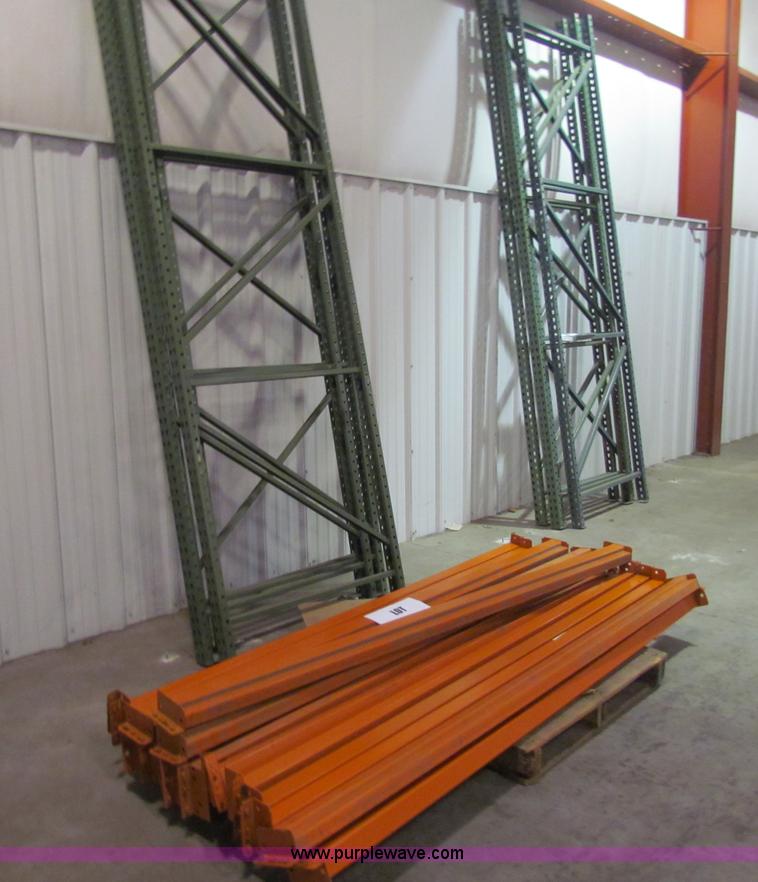 image for item N9080 Pallet racking