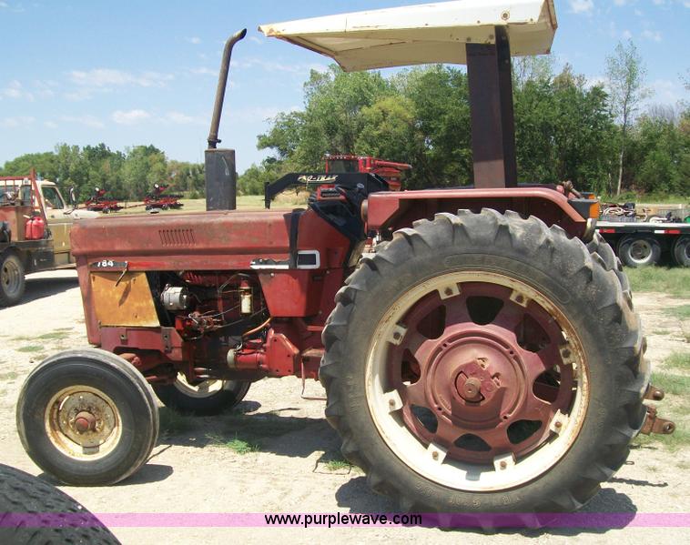 image for item B1444 1979 International 784 tractor