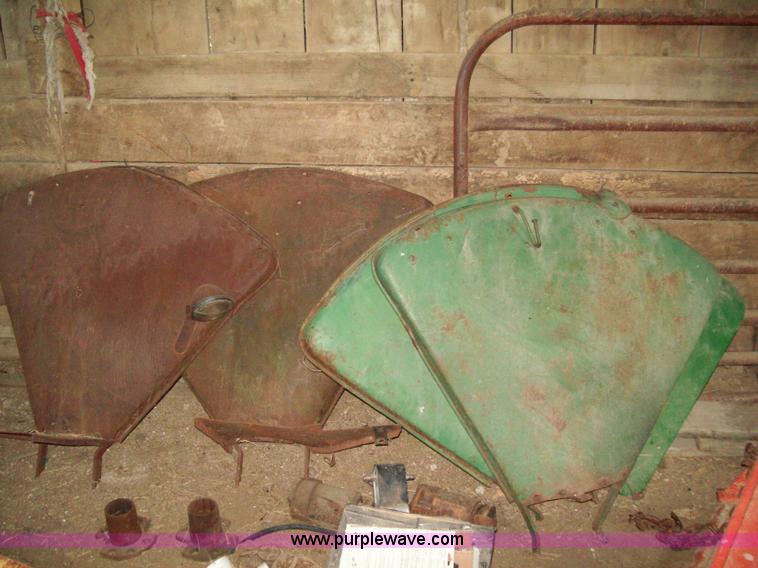 image for item B2772 1940 Oliver Model 80 row crop tractor