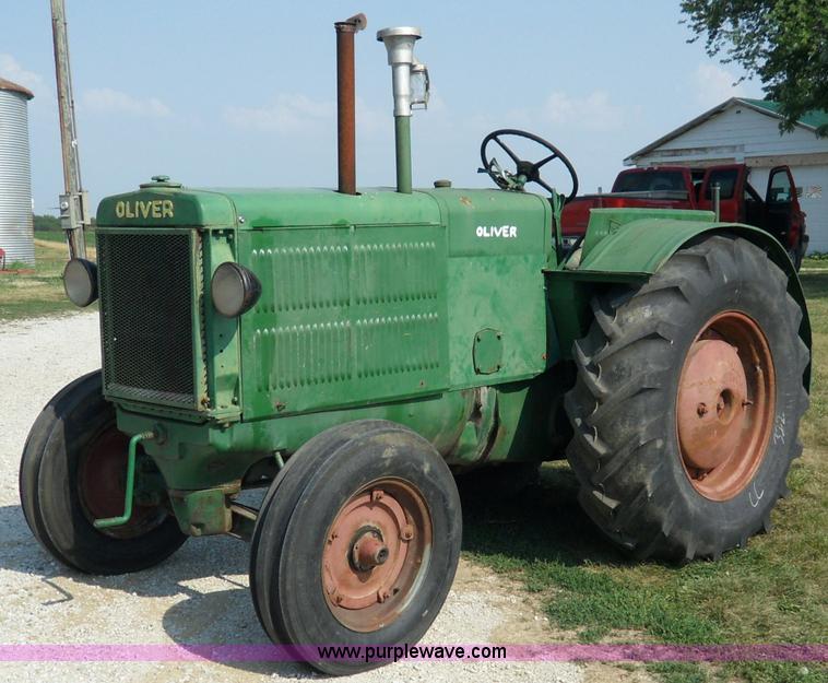 image for item B2773 1948 Oliver 99 tractor