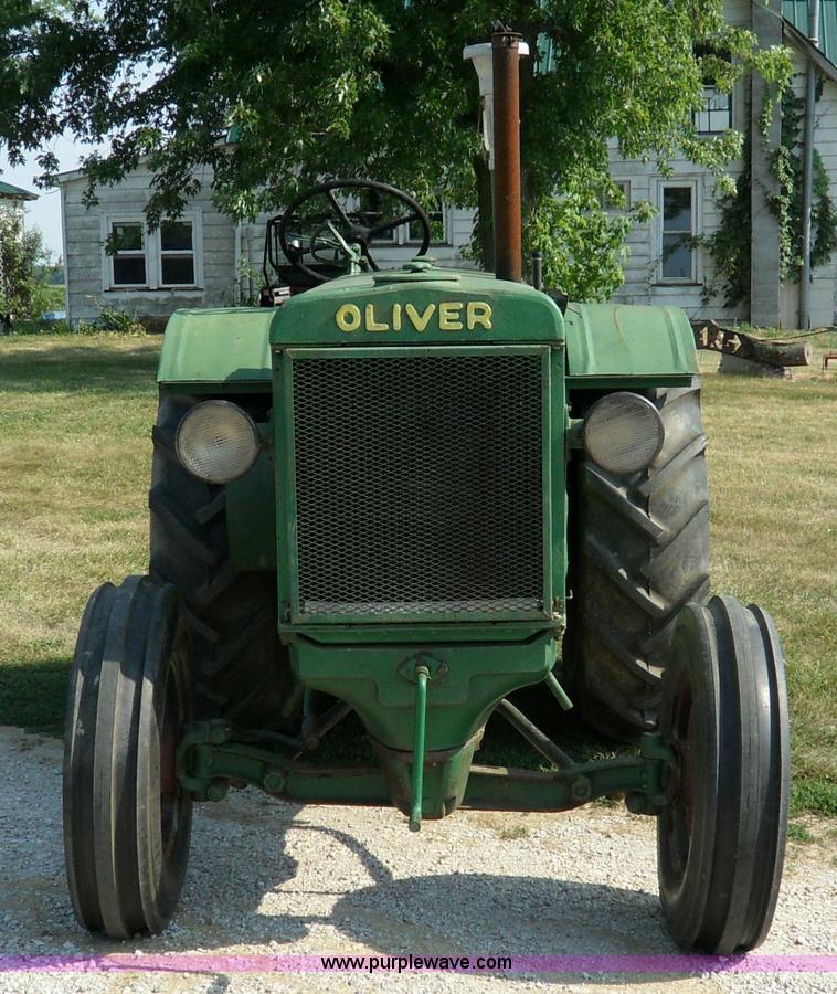 image for item B2773 1948 Oliver 99 tractor