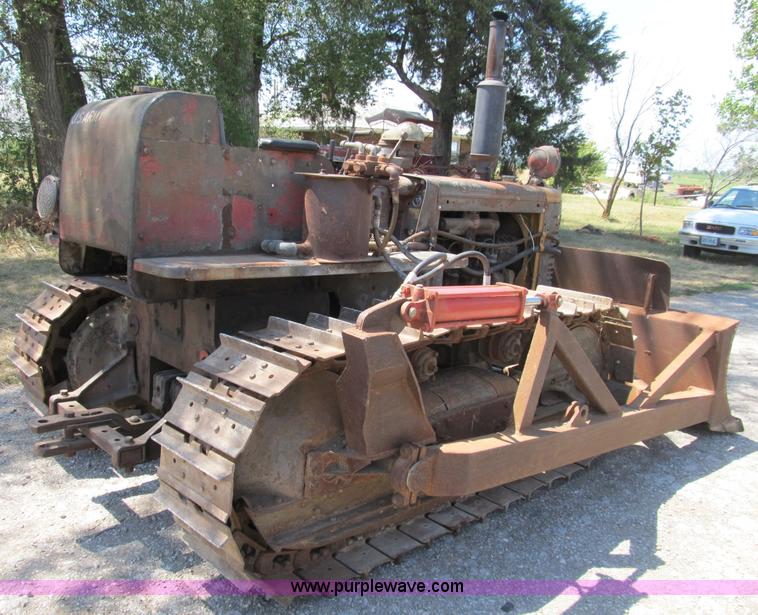 image for item B2778 1944 International Harvester TD-9 military grade crawler dozer