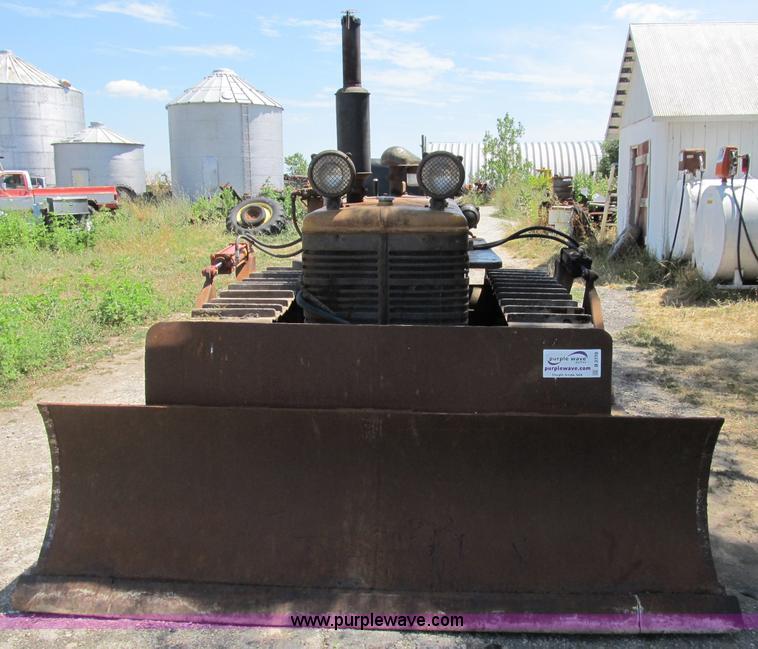 image for item B2778 1944 International Harvester TD-9 military grade crawler dozer