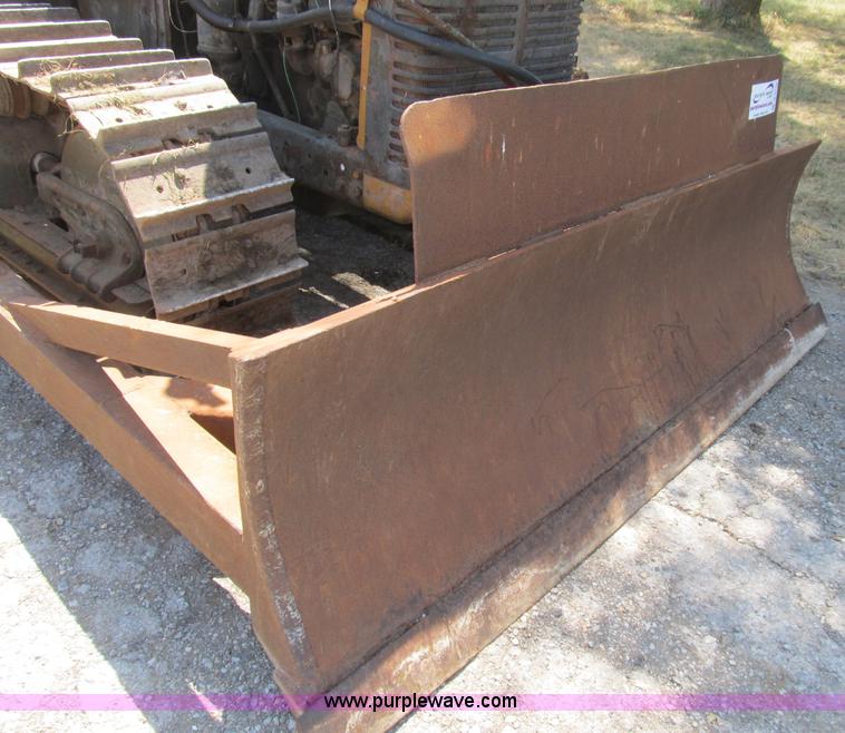 image for item B2778 1944 International Harvester TD-9 military grade crawler dozer
