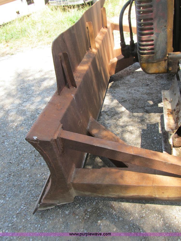 image for item B2778 1944 International Harvester TD-9 military grade crawler dozer