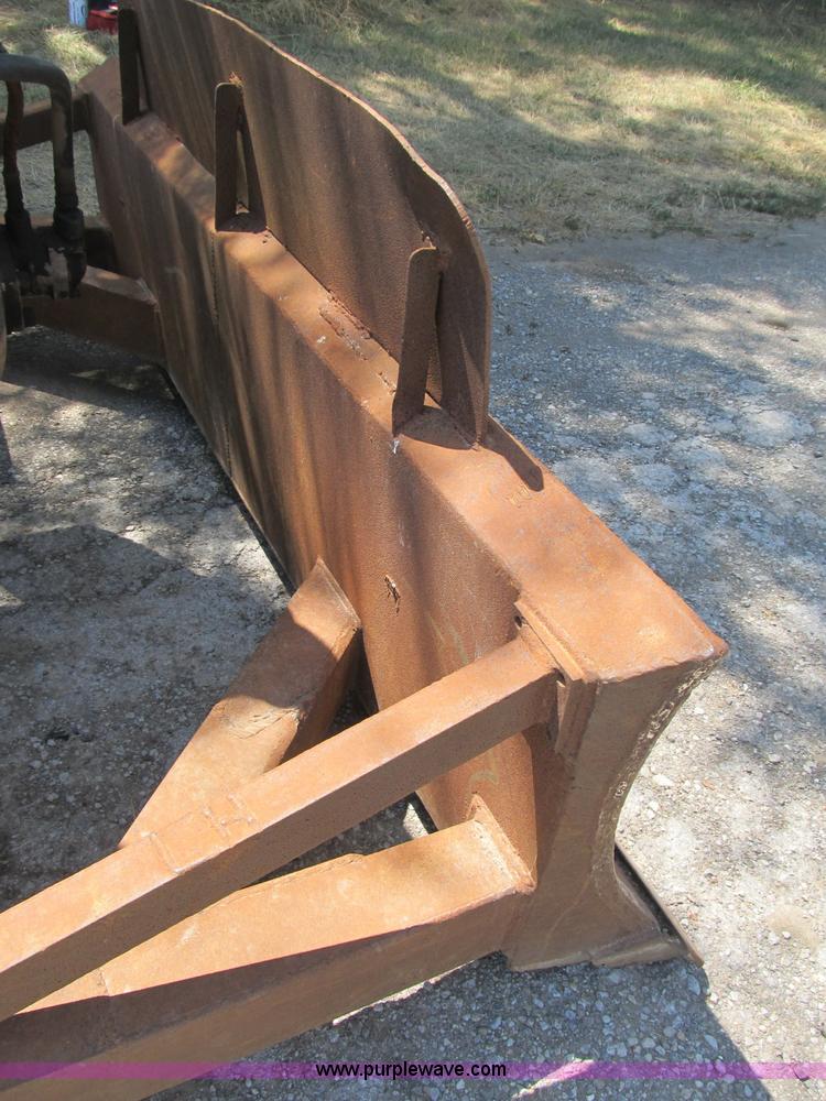 image for item B2778 1944 International Harvester TD-9 military grade crawler dozer