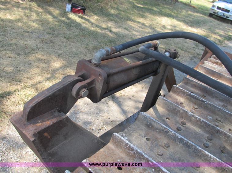 image for item B2778 1944 International Harvester TD-9 military grade crawler dozer