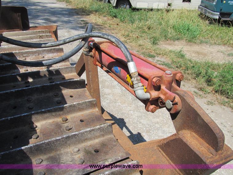 image for item B2778 1944 International Harvester TD-9 military grade crawler dozer