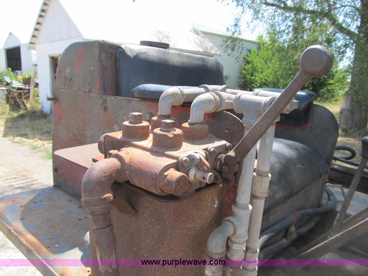 image for item B2778 1944 International Harvester TD-9 military grade crawler dozer