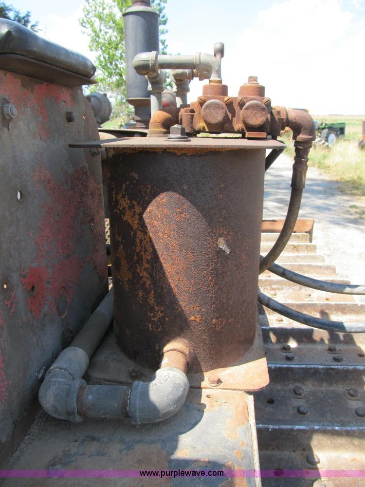 image for item B2778 1944 International Harvester TD-9 military grade crawler dozer