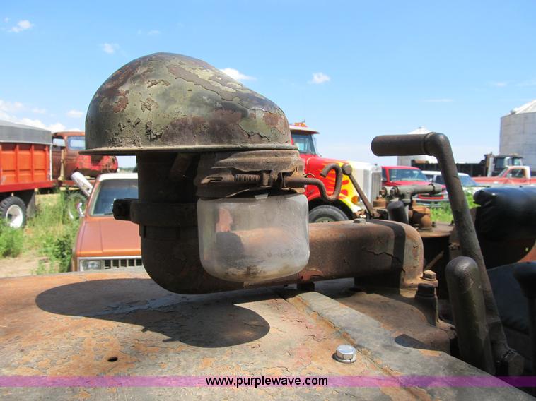 image for item B2778 1944 International Harvester TD-9 military grade crawler dozer