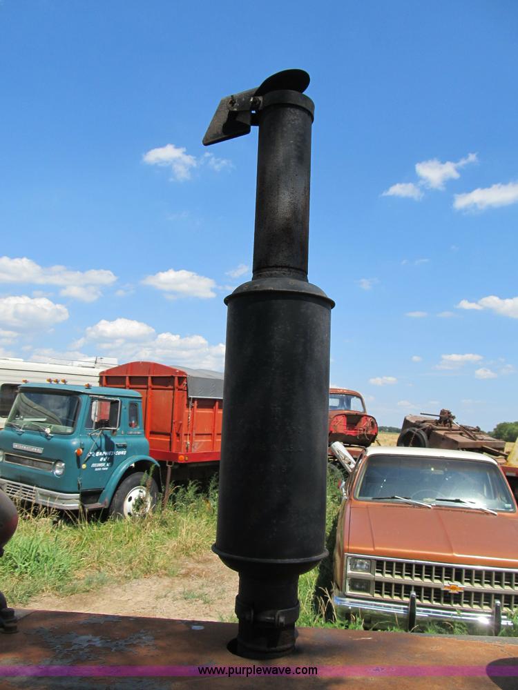 image for item B2778 1944 International Harvester TD-9 military grade crawler dozer