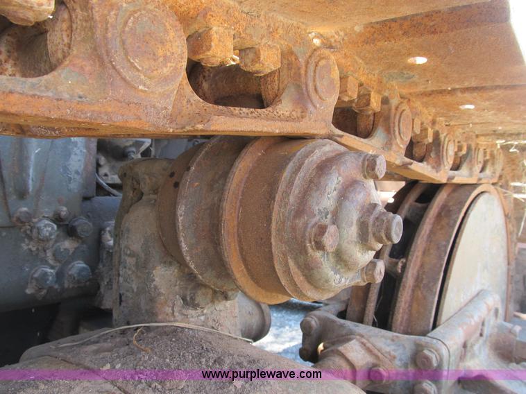 image for item B2778 1944 International Harvester TD-9 military grade crawler dozer