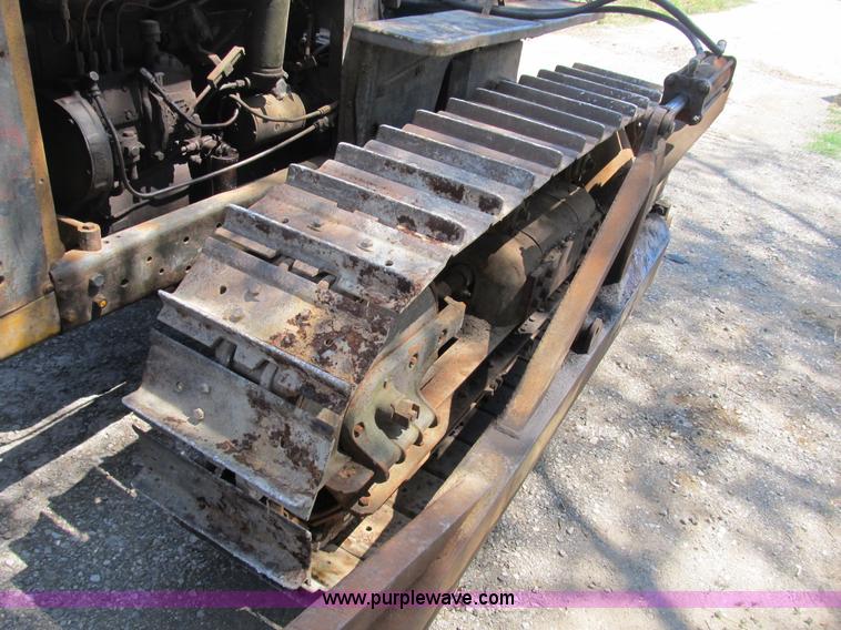 image for item B2778 1944 International Harvester TD-9 military grade crawler dozer