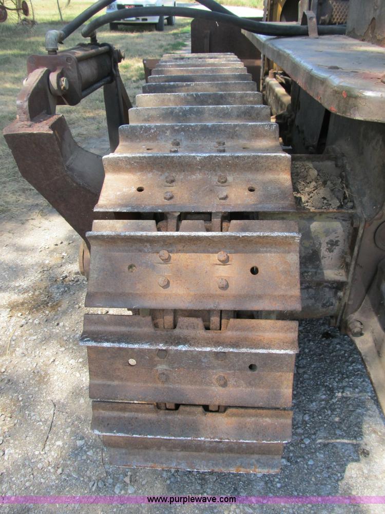 image for item B2778 1944 International Harvester TD-9 military grade crawler dozer