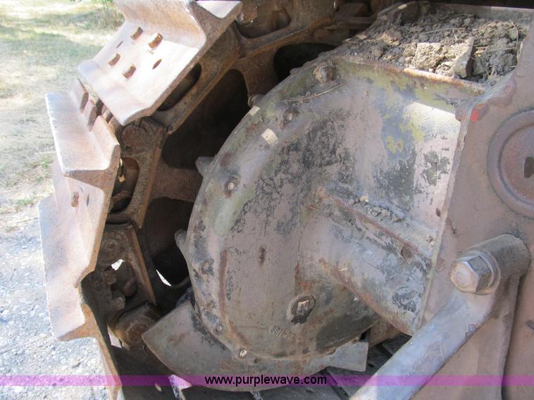 image for item B2778 1944 International Harvester TD-9 military grade crawler dozer