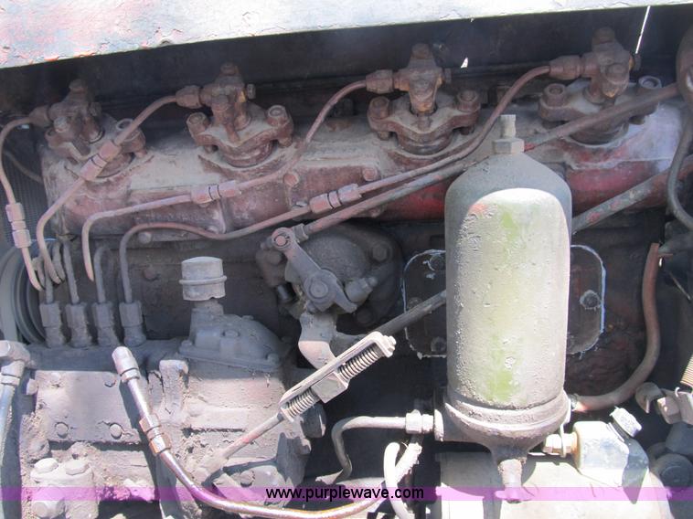 image for item B2778 1944 International Harvester TD-9 military grade crawler dozer