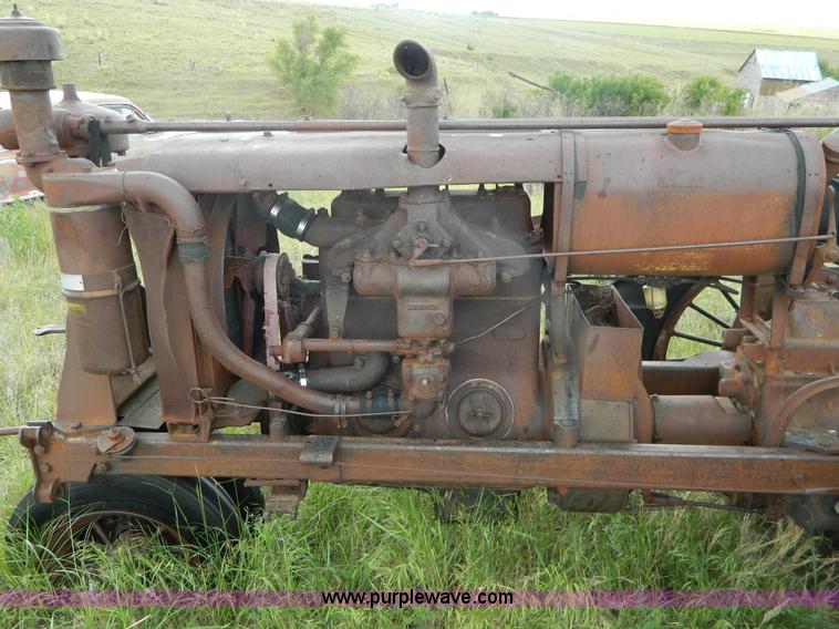 image for item B3721 Farmall F20 tractor