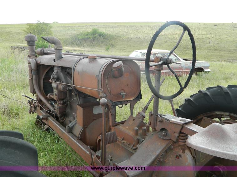image for item B3721 Farmall F20 tractor