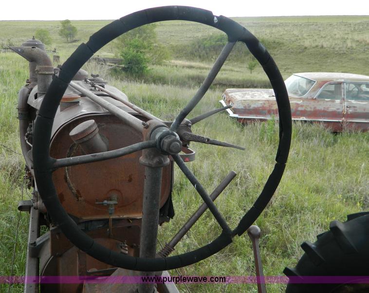 image for item B3721 Farmall F20 tractor