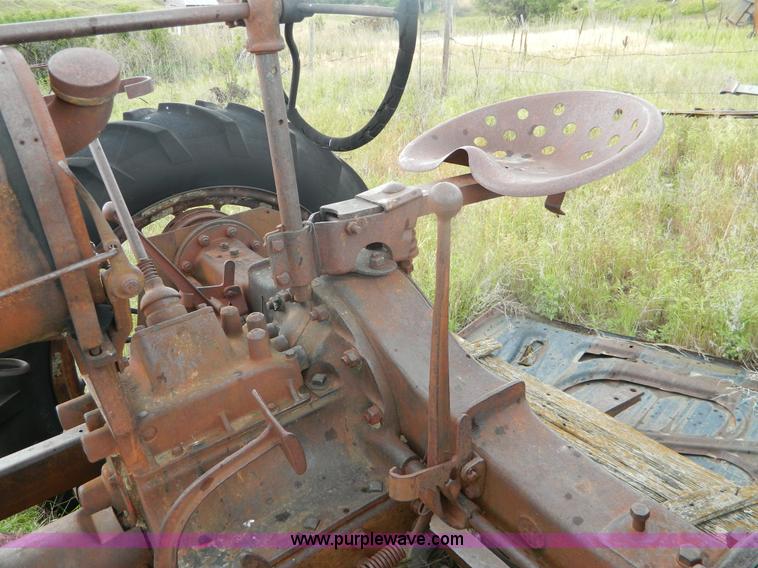 image for item B3721 Farmall F20 tractor
