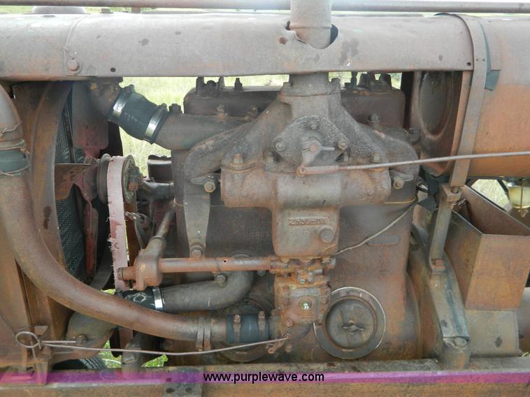 image for item B3721 Farmall F20 tractor