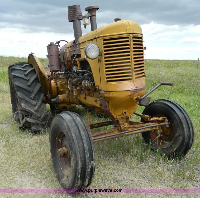 image for item B3729 Minneapolis Moline UTS tractor