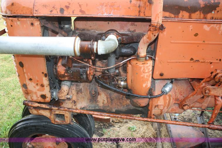 image for item B6832 1949 Case VAC tractor