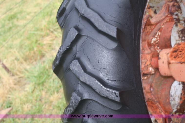 image for item B6832 1949 Case VAC tractor