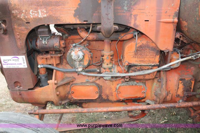 image for item B6847 Case tractor