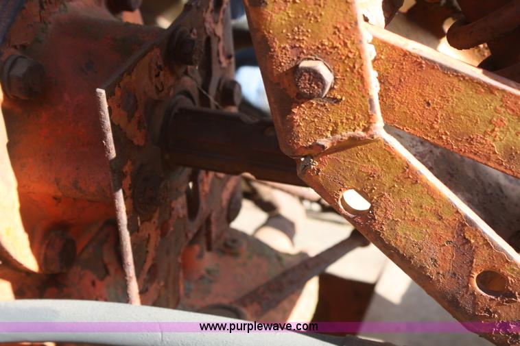 image for item B6847 Case tractor